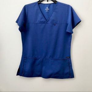 Medical/Nursing Scrubs Shirt